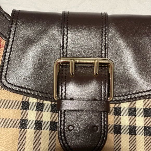 Authentic Burberry Handbag - Picture 2 of 11